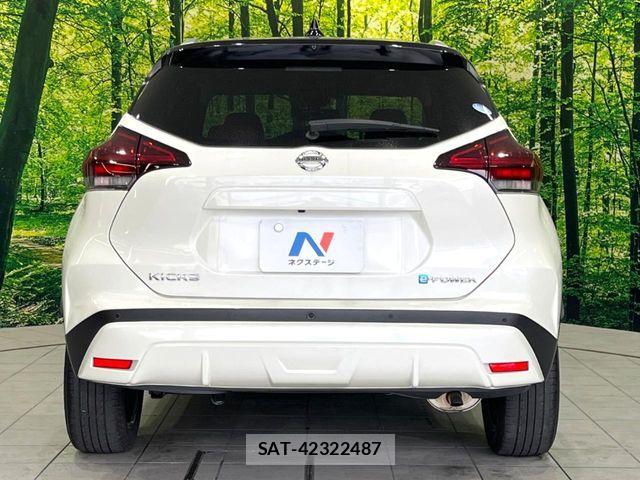 Nissan KICKS 2022-06 6002224-14