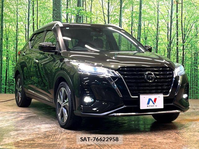 Nissan KICKS 2022-03 6216038-15