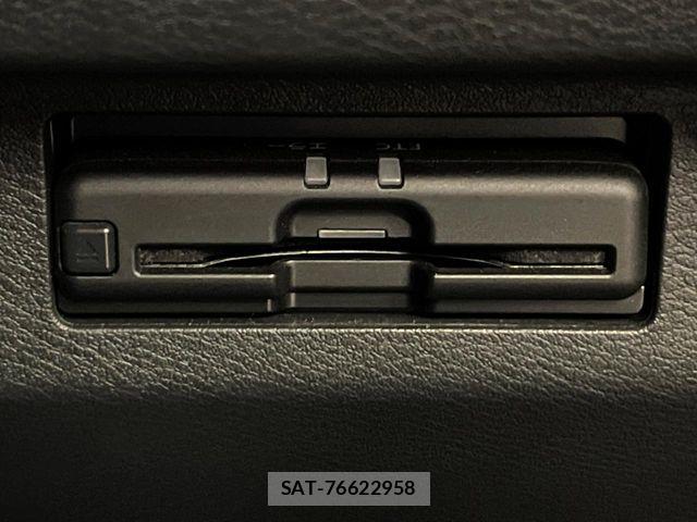 Nissan KICKS 2022-03 6216038-5