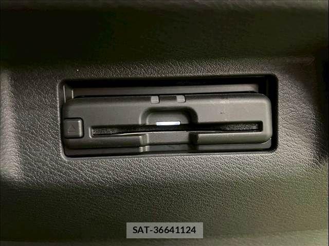 Nissan KICKS 2020-12 6276606-14