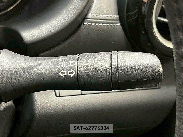 Nissan KICKS 2020-09 6276604-9