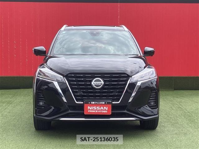 Nissan KICKS 2023-07 6499025-29
