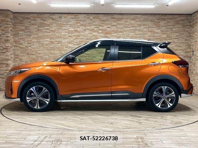 Nissan KICKS 2020-11 6545403-16