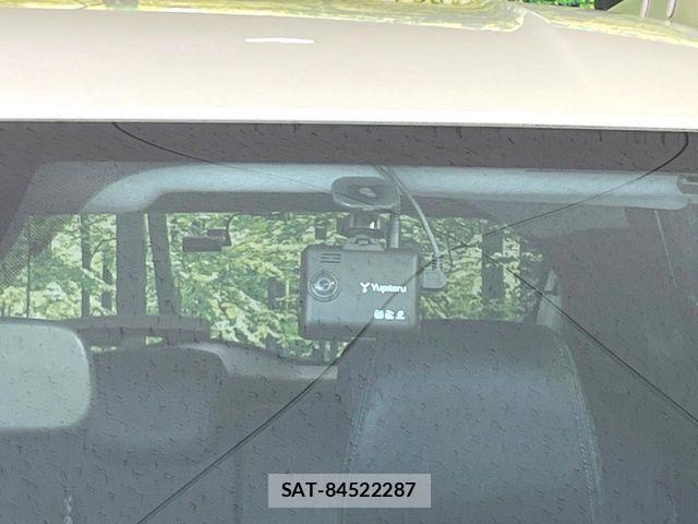 Nissan KICKS 2021-08 6672166-5