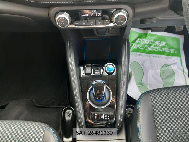 Nissan KICKS 2022-03 6682703-26