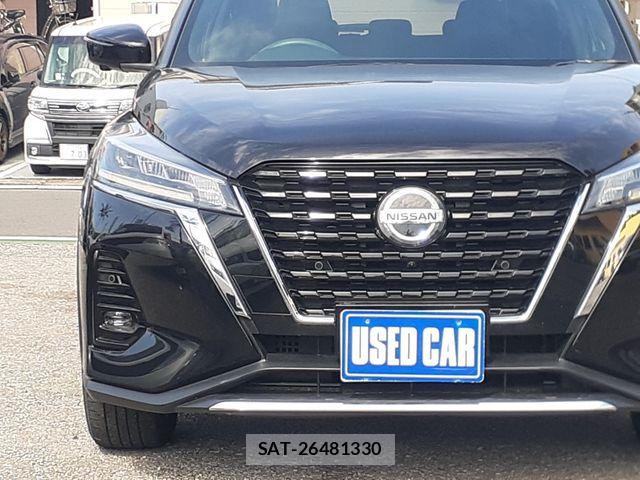 Nissan KICKS 2022-03 6682703-4