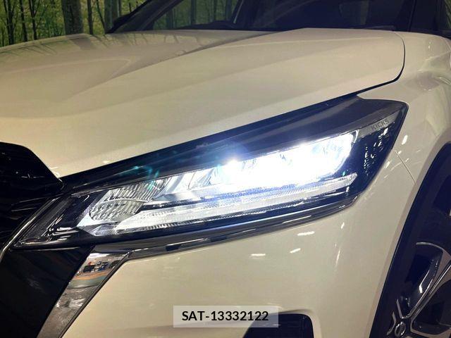 Nissan KICKS 2021-05 6752111-12