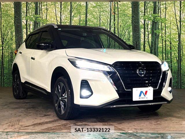 Nissan KICKS 2021-05 6752111-16