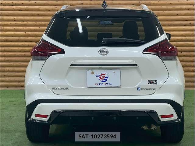 Nissan KICKS 2020-10 6815509-18