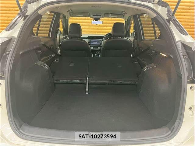 Nissan KICKS 2020-10 6815509-19