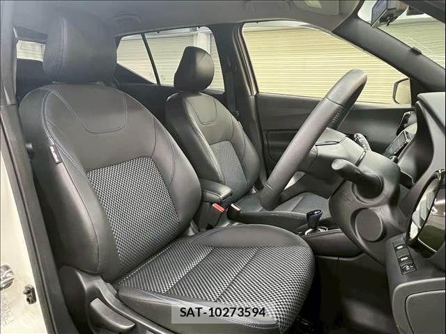 Nissan KICKS 2020-10 6815509-8
