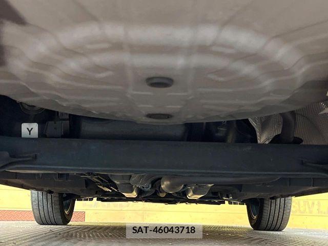 Nissan KICKS 2021-06 6815527-18