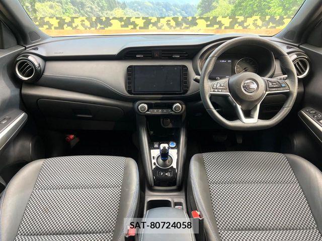 Nissan KICKS 2021-01 6815521-1