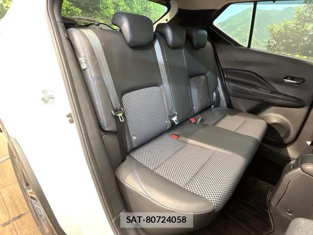 Nissan KICKS 2021-01 6815521-8