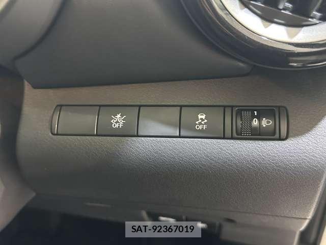 Nissan KICKS 2020-12 6815534-13