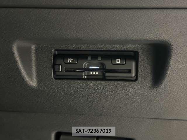 Nissan KICKS 2020-12 6815534-14