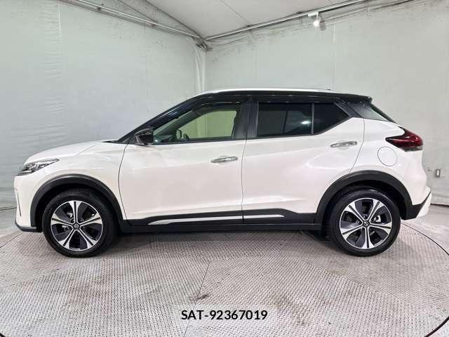 Nissan KICKS 2020-12 6815534-7
