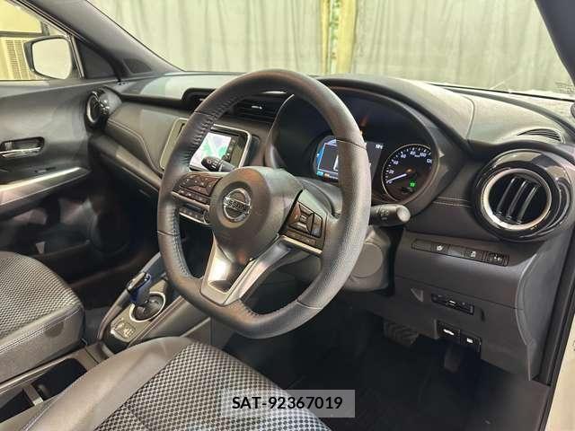 Nissan KICKS 2020-12 6815534-8