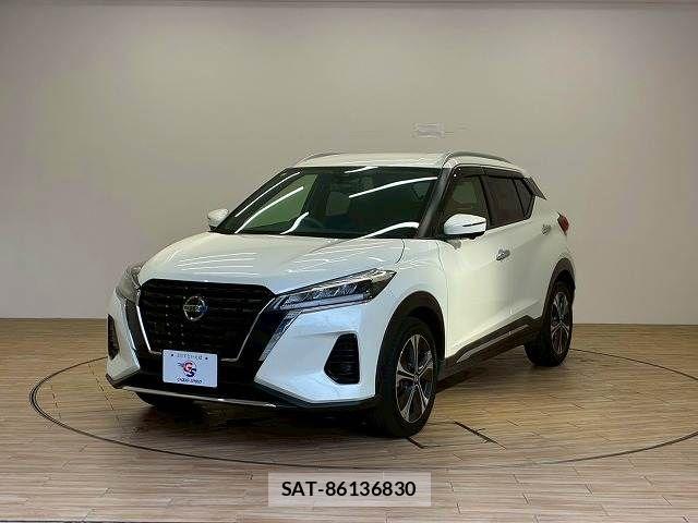 Nissan KICKS 2021-03 6815512-13