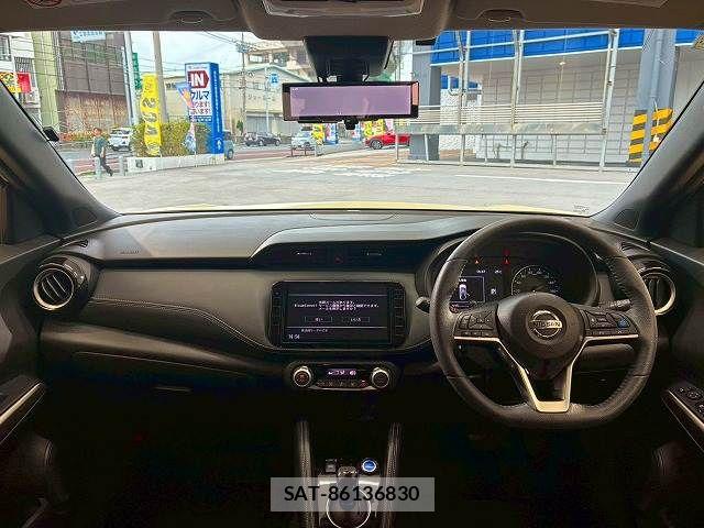 Nissan KICKS 2021-03 6815512-2