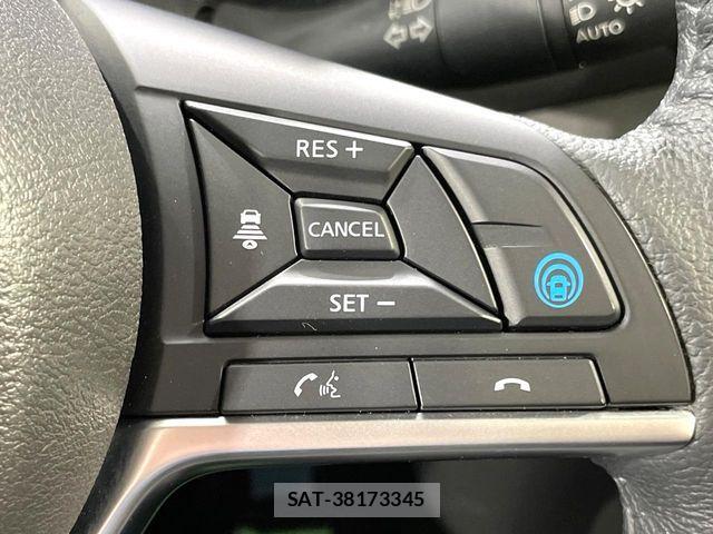 Nissan KICKS 2021-07 6815511-3