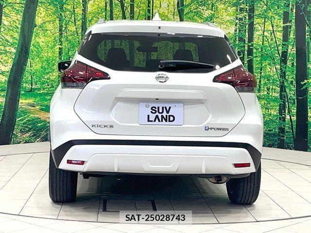 Nissan KICKS 2021-06 6994658-14