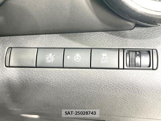 Nissan KICKS 2021-06 6994658-6