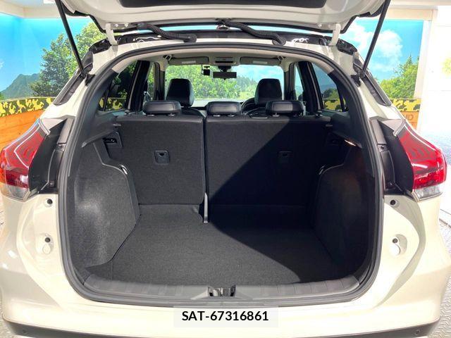 Nissan KICKS 2021-04 6994636-9