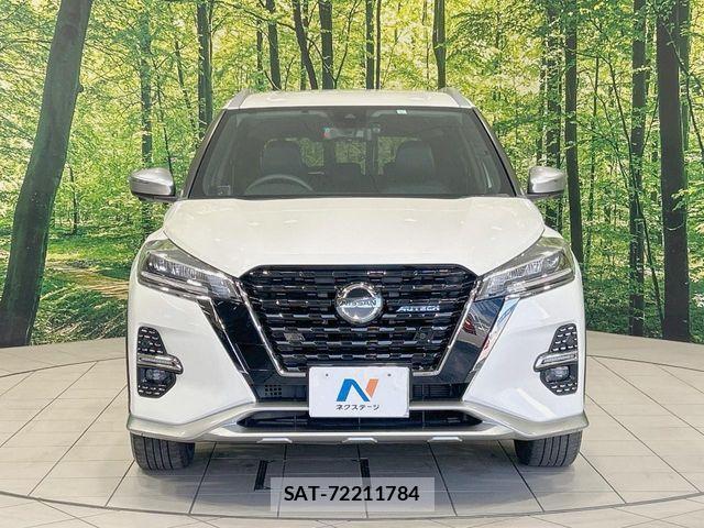 Nissan KICKS 2023-05 6994656-13