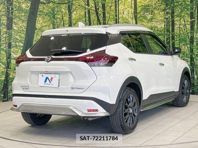 Nissan KICKS 2023-05 6994656-16