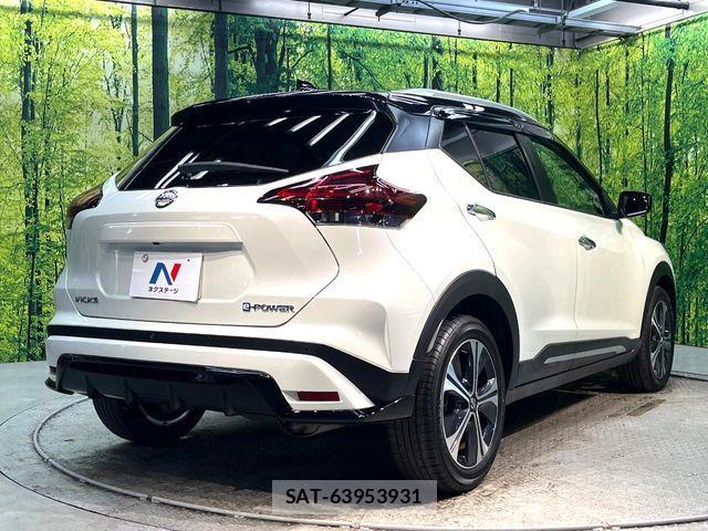 Nissan KICKS 2021-07 7020699-16