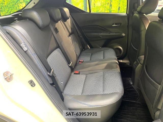 Nissan KICKS 2021-07 7020699-8