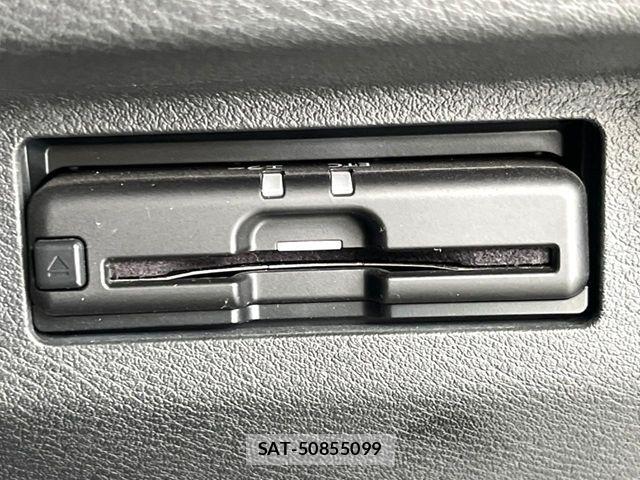 Nissan KICKS 2021-04 7059079-7