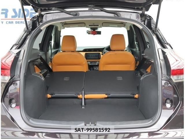 Nissan KICKS 2022-03 7058195-10