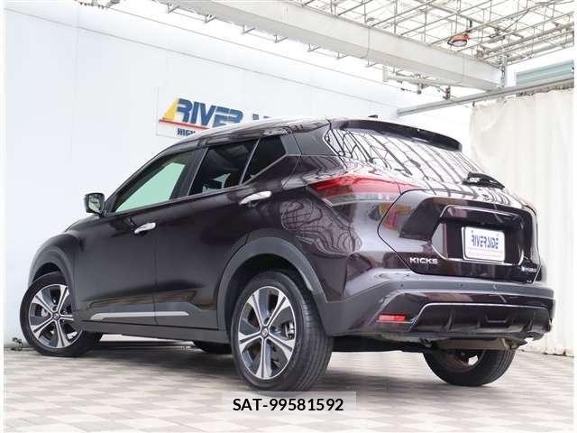 Nissan KICKS 2022-03 7058195-28