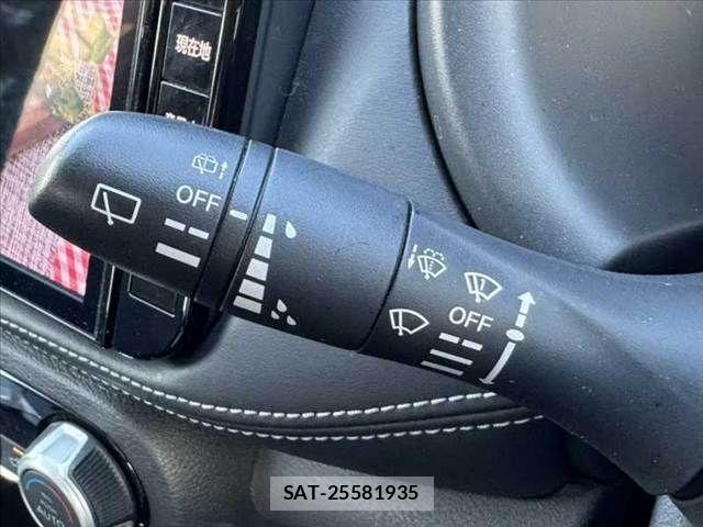 Nissan KICKS 2021-07 7059082-23