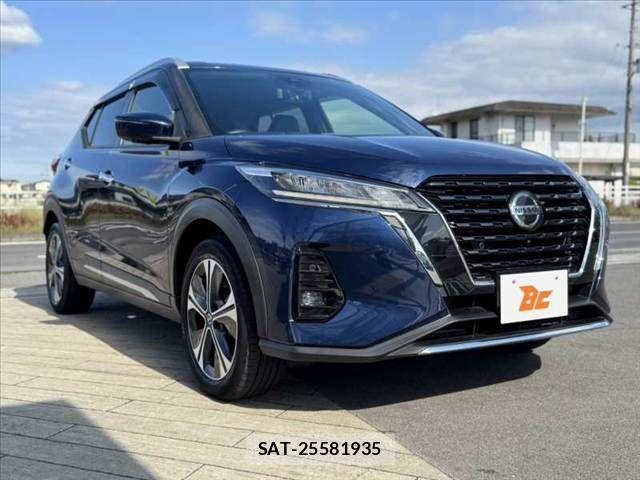 Nissan KICKS 2021-07 7059082-7