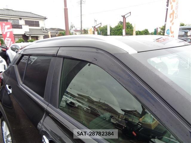 Nissan KICKS 2023-07 7059076-9