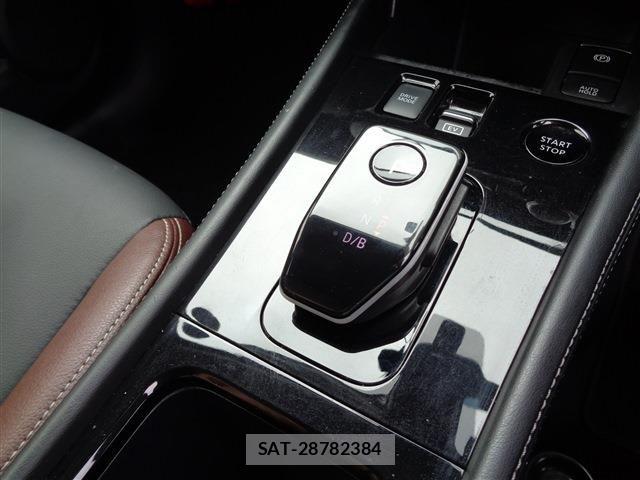 Nissan KICKS 2023-07 7059076-26