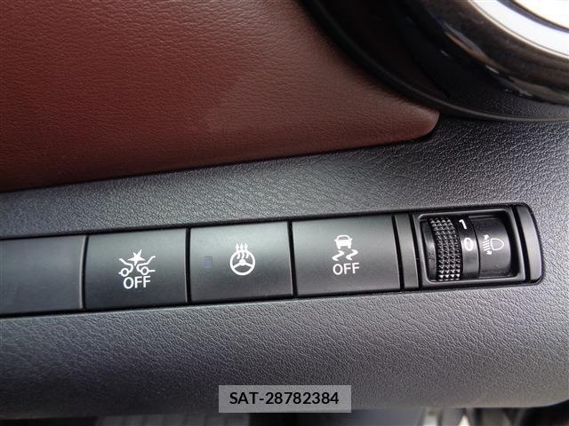 Nissan KICKS 2023-07 7059076-27