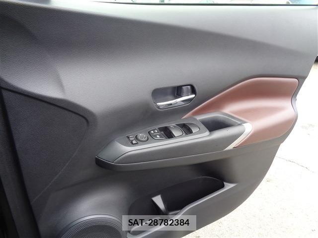 Nissan KICKS 2023-07 7059076-29