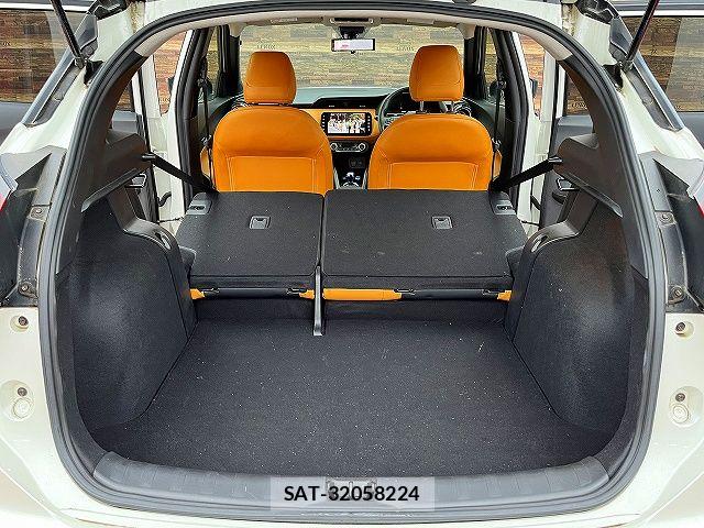 Nissan KICKS 2021-06 7059078-21