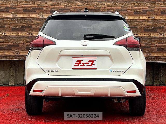 Nissan KICKS 2021-06 7059078-23
