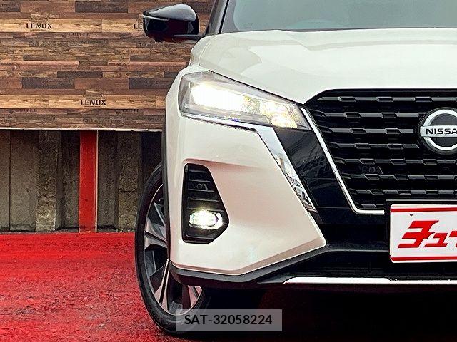 Nissan KICKS 2021-06 7059078-25