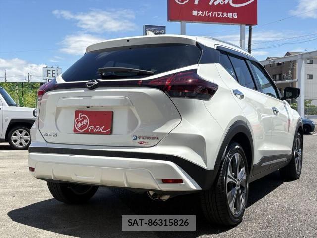 Nissan KICKS 2024-09 7059074-7