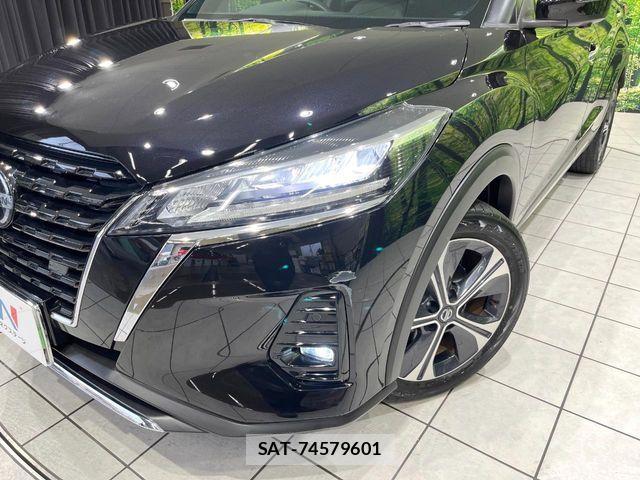 Nissan KICKS 2021-07 7220427-11