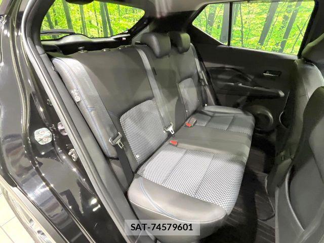 Nissan KICKS 2021-07 7220427-8