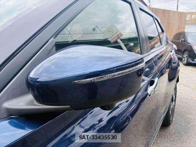 Nissan KICKS 2021-10 7220437-24