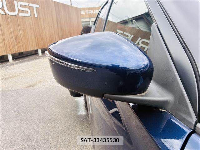 Nissan KICKS 2021-10 7220437-25
