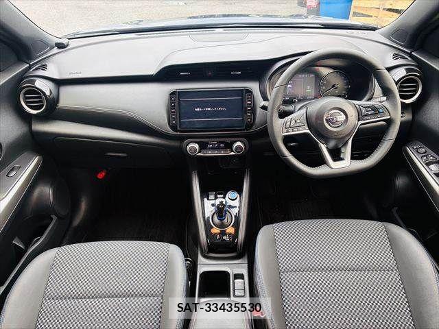 Nissan KICKS 2021-10 7220437-2